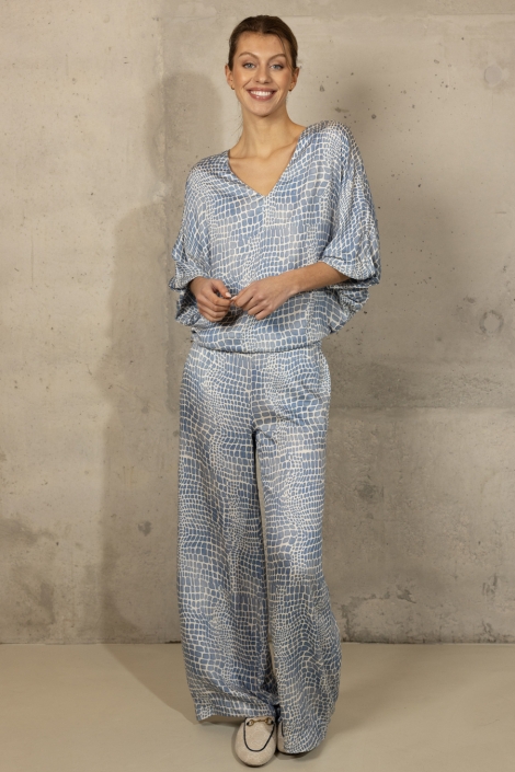 Kimara kelly blouse at96 09222 374